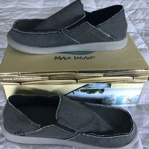 Maui Island size 11 mens